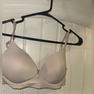 Danskin Cream T-Shirt Bra Intimates